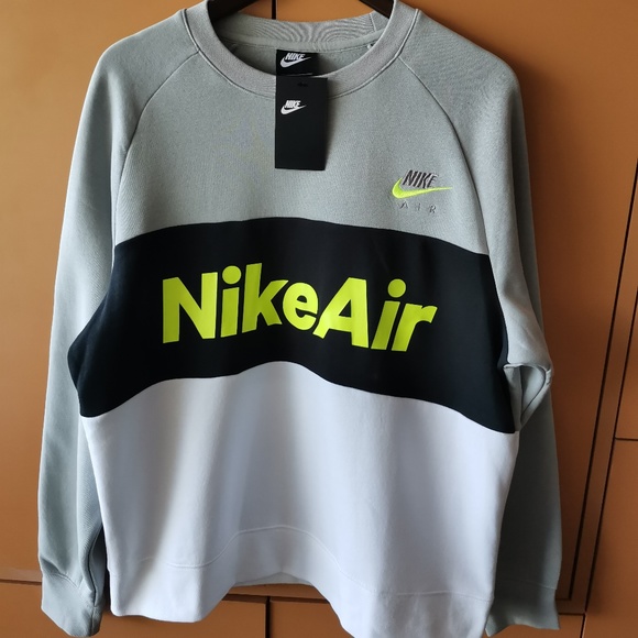 Nike Other - Nike Air cut & sew Colorblock Crew Neck sweat in white/gray - NWT (M)